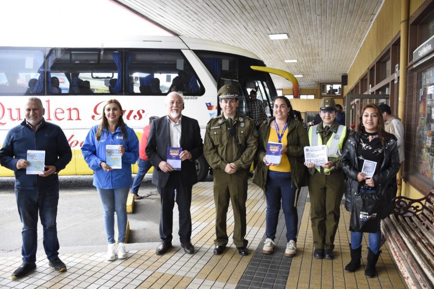 Jornada informativa plan Fin de Año seguro Terminal Municipal de Ancud