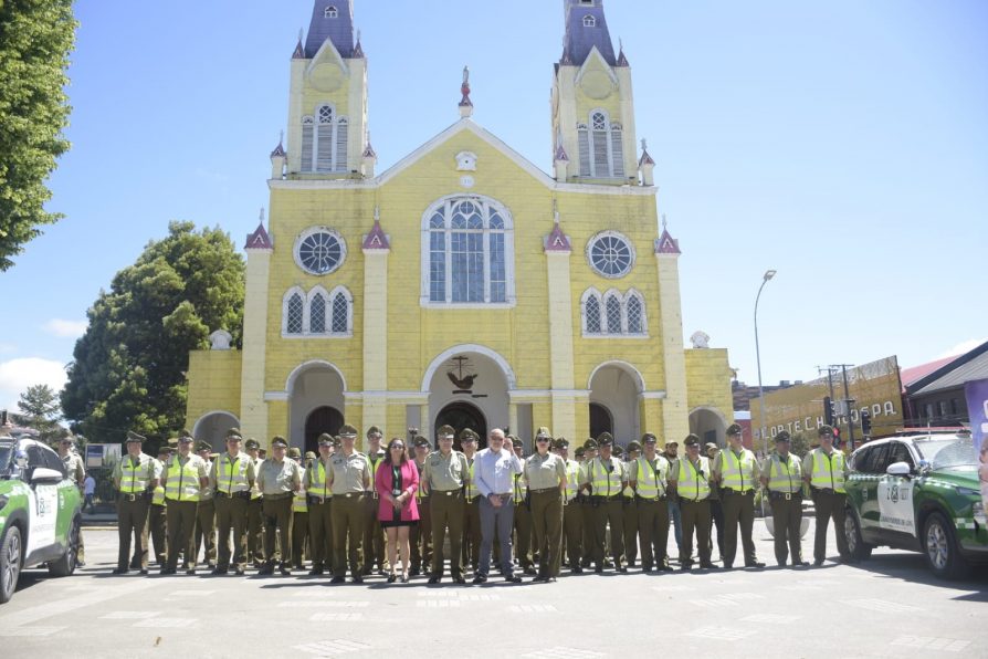 Presentan despliegue de Carabineros en torno al Plan Verano Seguro