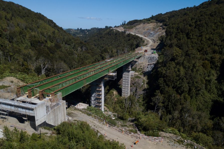 Anuncian adjudicación para finalizar obras del bypass de Castro