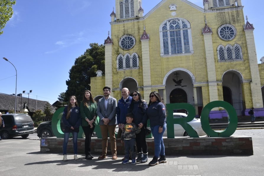 Conversatorio “Trabajo Decente para Buzos” reunió a trabajadores y empleadores del sector en Castro, Chiloé