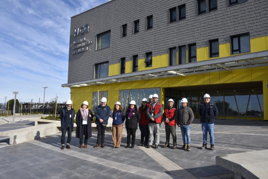 Autoridades revisan avances de hospitales de Queilen, Quellón y Ancud y destacan pronta entrega de obras